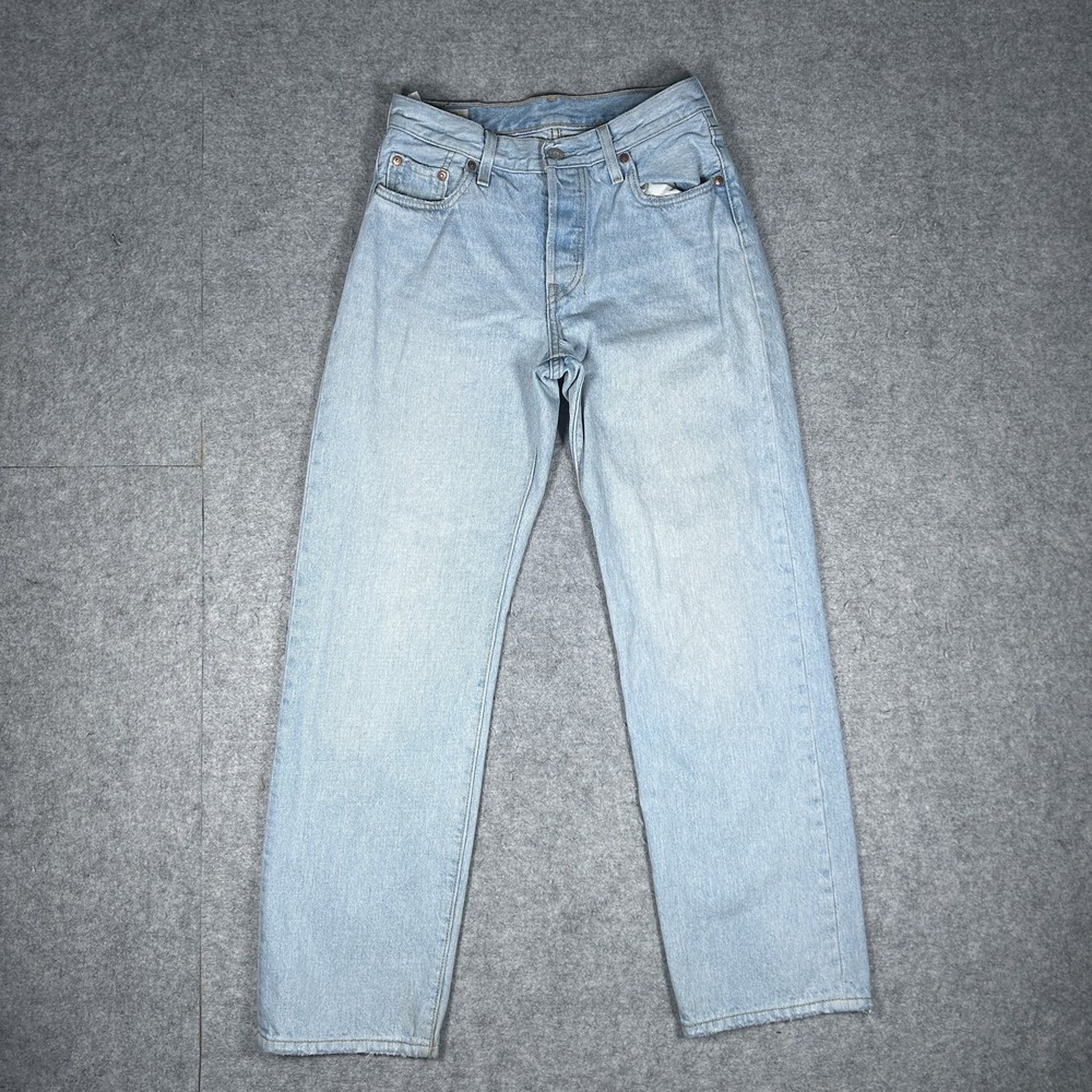 Levi's 501 Denim Jeans Womens 25x30 Light Wash Blue Straight Leg High Waist Mom